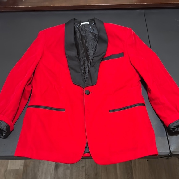 Calvin Klein Red and Black Velvet Blazer - Size 14 - Picture 1 of 7